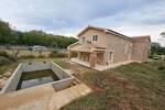 Kuca, Vrbnik, Risika, prodaja, 520000 €, 400 m2