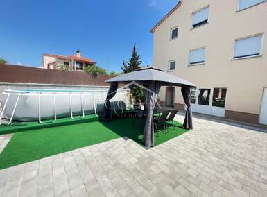 Kuca, Vodnjan, prodaja, 1090000 €, 458 m2