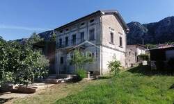 Kuca, Vinodol, Bribir, prodaja, 180000 €, 290 m2