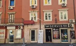 Poslovni prostor, Rijeka, Centar, najam, 700 €, 45 m2