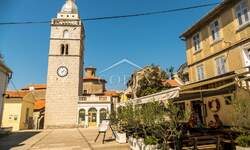 Trosoban stan, Omišalj, prodaja, 299000 €, 60 m2