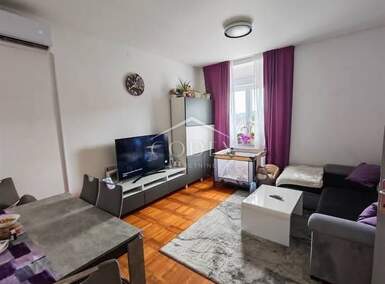 Trosoban stan, Matulji, Jušići, prodaja, 187000 €, 55 m2