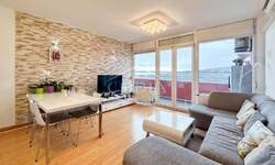 Trosoban stan, Rijeka, Škurinje, prodaja, 290500 €, 77 m2