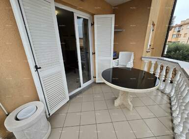 Jednosoban stan, Umag, prodaja, 226500 €, 49 m2
