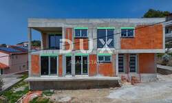 Cetvorosoban stan, Rab, Banjol, prodaja, 540000 €, 120 m2
