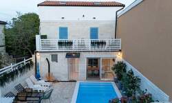 Kuca, Poreč, prodaja, 365000 €, 150 m2