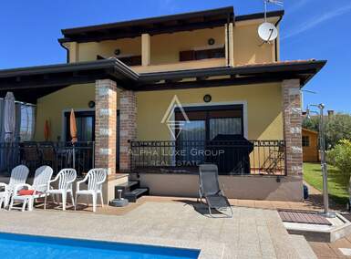 Kuca, Poreč, prodaja, 469000 €, 160 m2