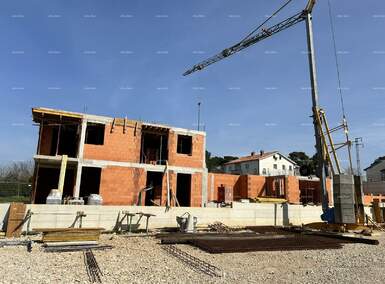 Trosoban stan, Pula, prodaja, 329184 €, 115 m2
