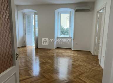 Cetvorosoban stan, Rijeka, Centar, najam, 1700 €, 116 m2