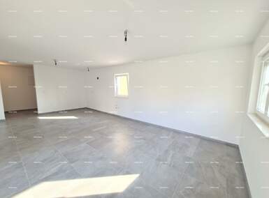 Dvosoban stan, Fažana, prodaja, 380000 €, 99 m2