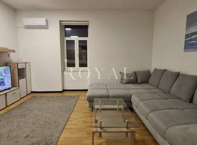 Dvosoban stan, Rijeka, Centar, najam, 500 €, 50 m2