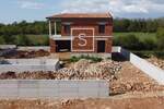 Kuca, Tinjan, Muntrilj, prodaja, 230000 €, 130 m2