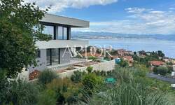 Trosoban stan, Lovran, prodaja, 607000 €, 117 m2