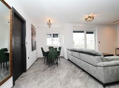 Dvosoban stan, Pula, Monvidal, prodaja, 180000 €, 54 m2