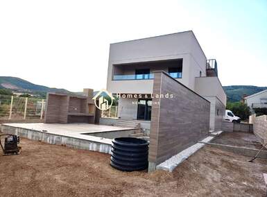 Kuca, Trogir, prodaja, 1385000 €, 320 m2