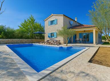 Kuca, Privlaka, prodaja, 550000 €, 100 m2