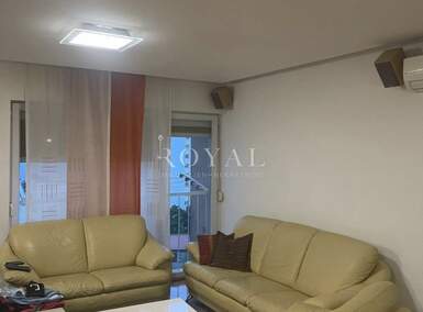 Trosoban stan, Rijeka, Gornja Vežica, najam, 900 €, 82 m2
