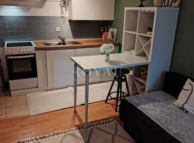 Dvosoban stan, Rijeka, Krimeja, najam, 450 €, 30 m2
