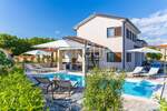 Kuca, Dobrinj, prodaja, 650000 €, 178 m2