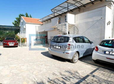 Kuca, Obrovac, prodaja, 268000 €, 202 m2