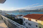 Kuca, Trogir, prodaja, 600000 €, 300 m2