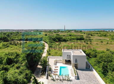 Kuca, Nin, prodaja, 570000 €, 115 m2
