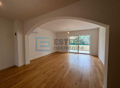 Stan, Zadar, prodaja, 370000 €, 151 m2