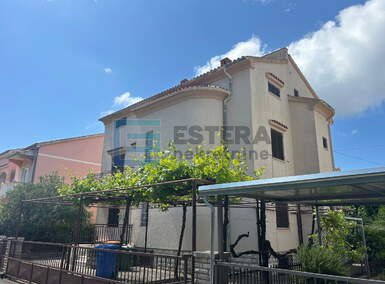 Kuca, Biograd na Moru, prodaja, 500000 €, 286 m2