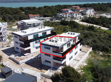 Cetvorosoban stan, Pakoštane, prodaja, 264898 €, 75 m2