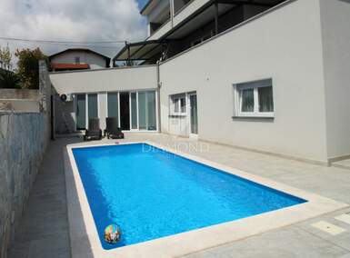 Cetvorosoban stan, Matulji, prodaja, 415000 €, 118 m2