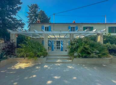 Kuca, Umag, prodaja, 489000 €, 150 m2