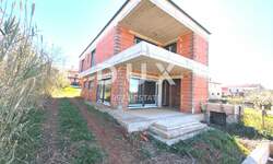 Kuca, Ližnjan, Valtura, prodaja, 333000 €, 197 m2