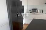 Cetvorosoban stan, Kostrena, najam, 3000 €, 213 m2