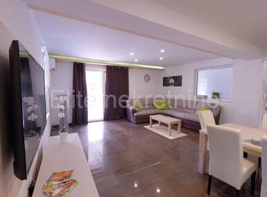 Kuca, Svetvinčenat, Štokovci, prodaja, 499000 €, 220 m2