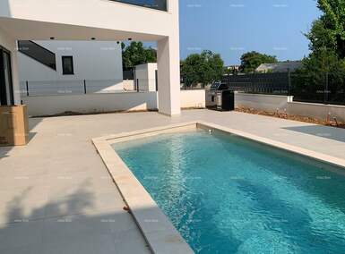 Kuca, Medulin, prodaja, 3500 €, 150 m2
