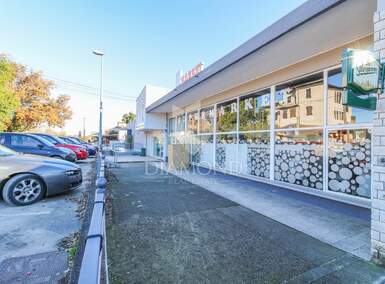 Poslovni prostor, Umag, Zambratija, najam, 6250 €, 269 m2