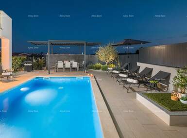 Kuca, Medulin, prodaja, 995000 €, 260 m2