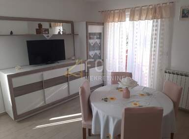Dvosoban stan, Umag, prodaja, 207500 €, 51 m2