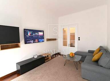 Dvosoban stan, Rijeka, Centar, prodaja, 208000 €, 55 m2