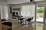 Trosoban stan, Pula, Stoja, prodaja, 440000 €, 94 m2