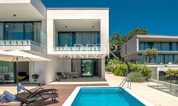 Kuca, Opatija, Veprinac, prodaja, 860000 €, 284 m2