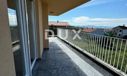 Trosoban stan, Zadar, Bili brig, prodaja, 266000 €, 84 m2