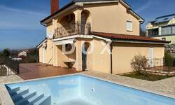 Kuca, Kraljevica, Šmrika, prodaja, 630000 €, 180 m2