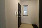 Trosoban stan, Novi Vinodolski, Klenovica, prodaja, 300000 €, 97 m2