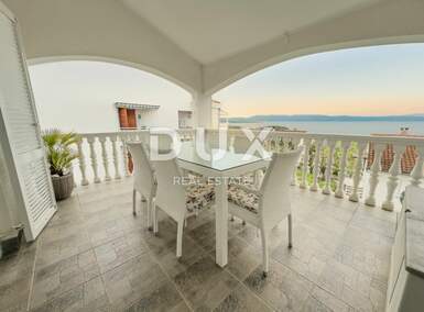 Trosoban stan, Omišalj, Njivice, prodaja, 269000 €, 73 m2