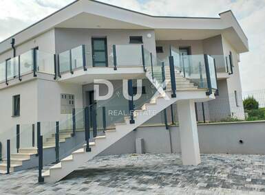 Trosoban stan, Umag, Savudrija, prodaja, 310000 €, 73 m2