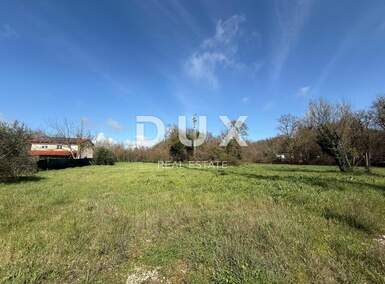 Zemljiste, Pula, Šikići, najam, 400 €, 2062 m2
