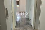 Trosoban stan, Pula, Stoja, prodaja, 220000 €, 51 m2