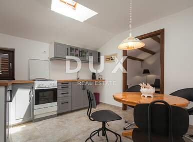 Dvosoban stan, Rovinj, prodaja, 299000 €, 43 m2
