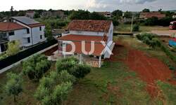 Kuca, Poreč, prodaja, 499000 €, 220 m2